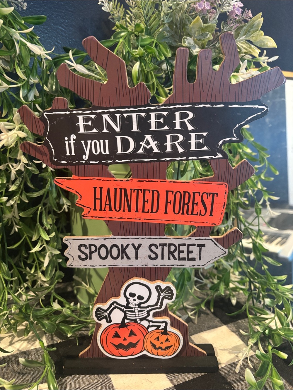 Halloween Sign - Haunted Forest Décor